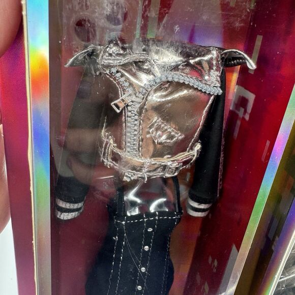 Rainbow High Shadow High Luna Madison Fashion Doll Series 1 New in Box - Picture 11 of 16